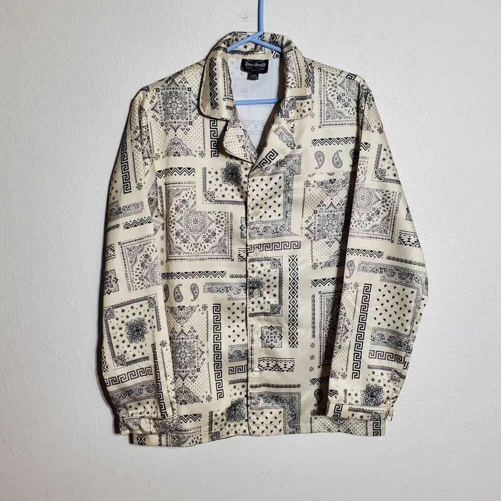 DOGG SUPPLY by SNOOP DOGG, Poly Satin Men's Pajama Lounge Shirt.  Size Small